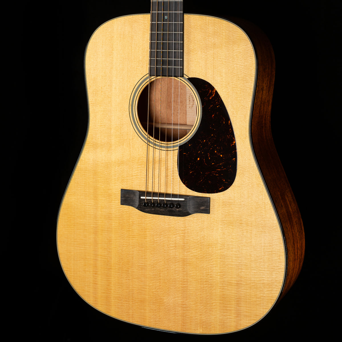 Martin D-18 (903)