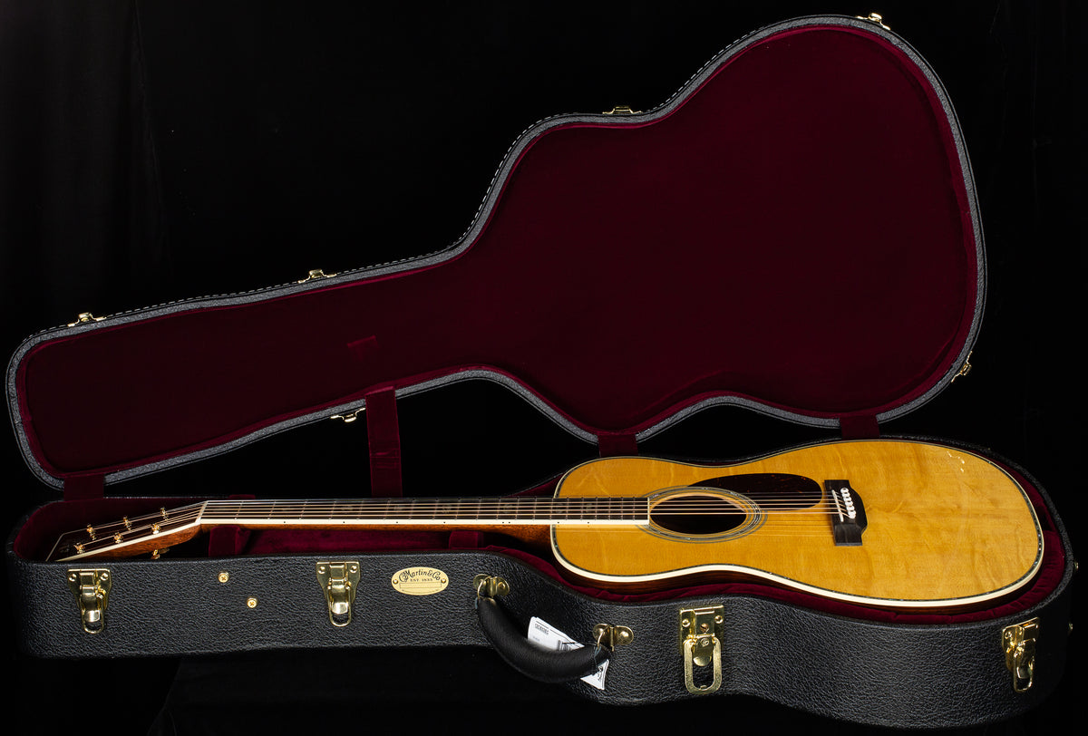 Martin Custom Shop Willcutt Exclusive OM 41 Style Bearclaw Sitka Spruce/Guatemalan Rosewood (296)