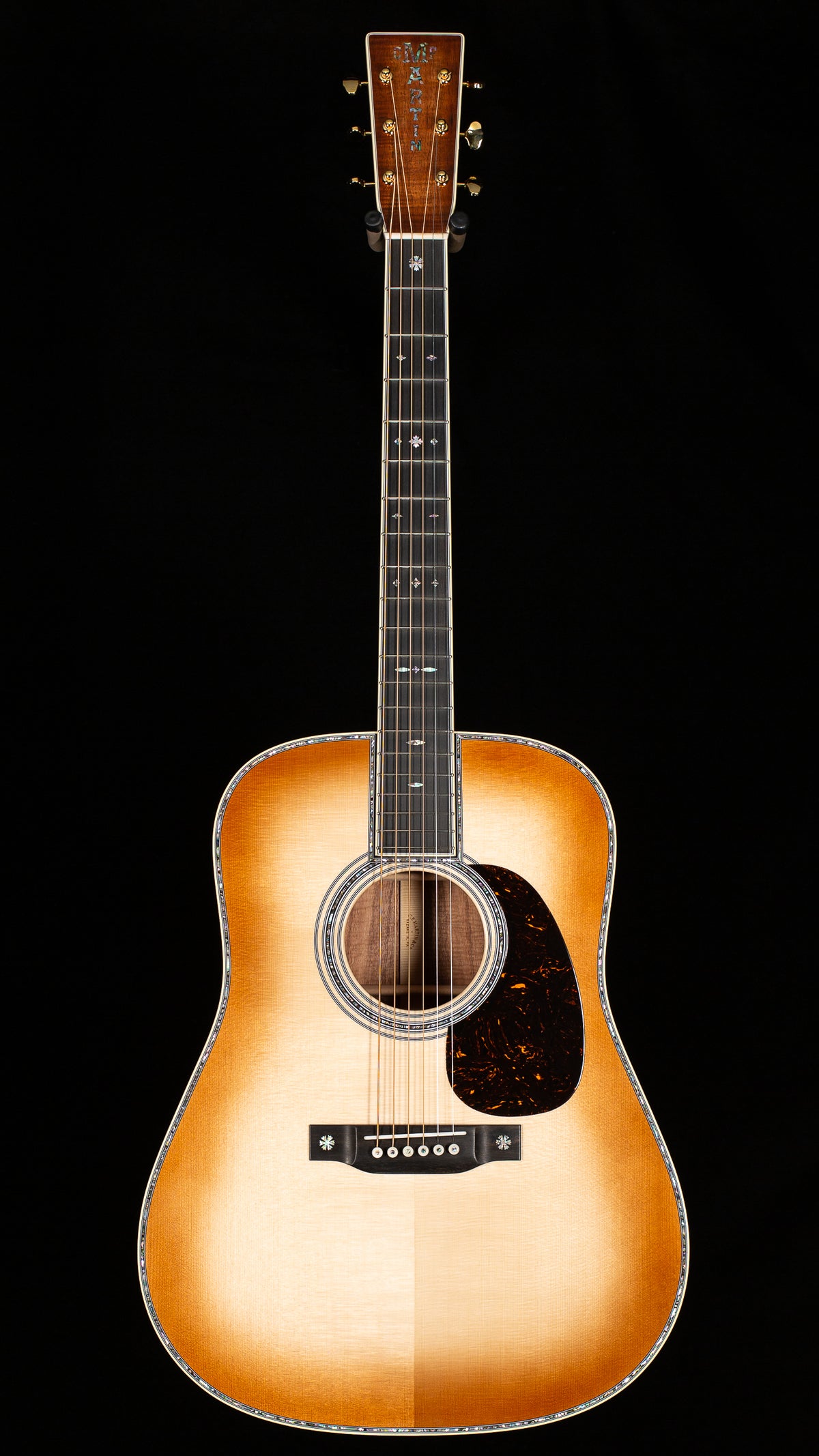 Martin Custom Shop Willcutt Exclusive D-42 Style Exceptional Broad Figure Koa/Adirondack (297)