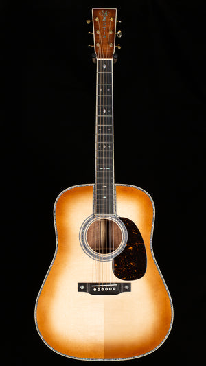 Martin Custom Shop Willcutt Exclusive D-42 Style Exceptional Broad Figure Koa/Adirondack (297)