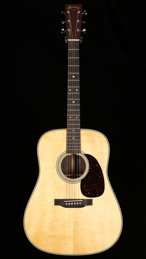 Martin D-28 (451)