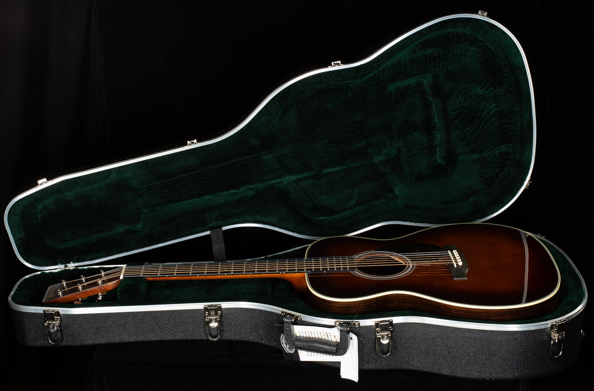 Martin OM-28 Ambertone (479)