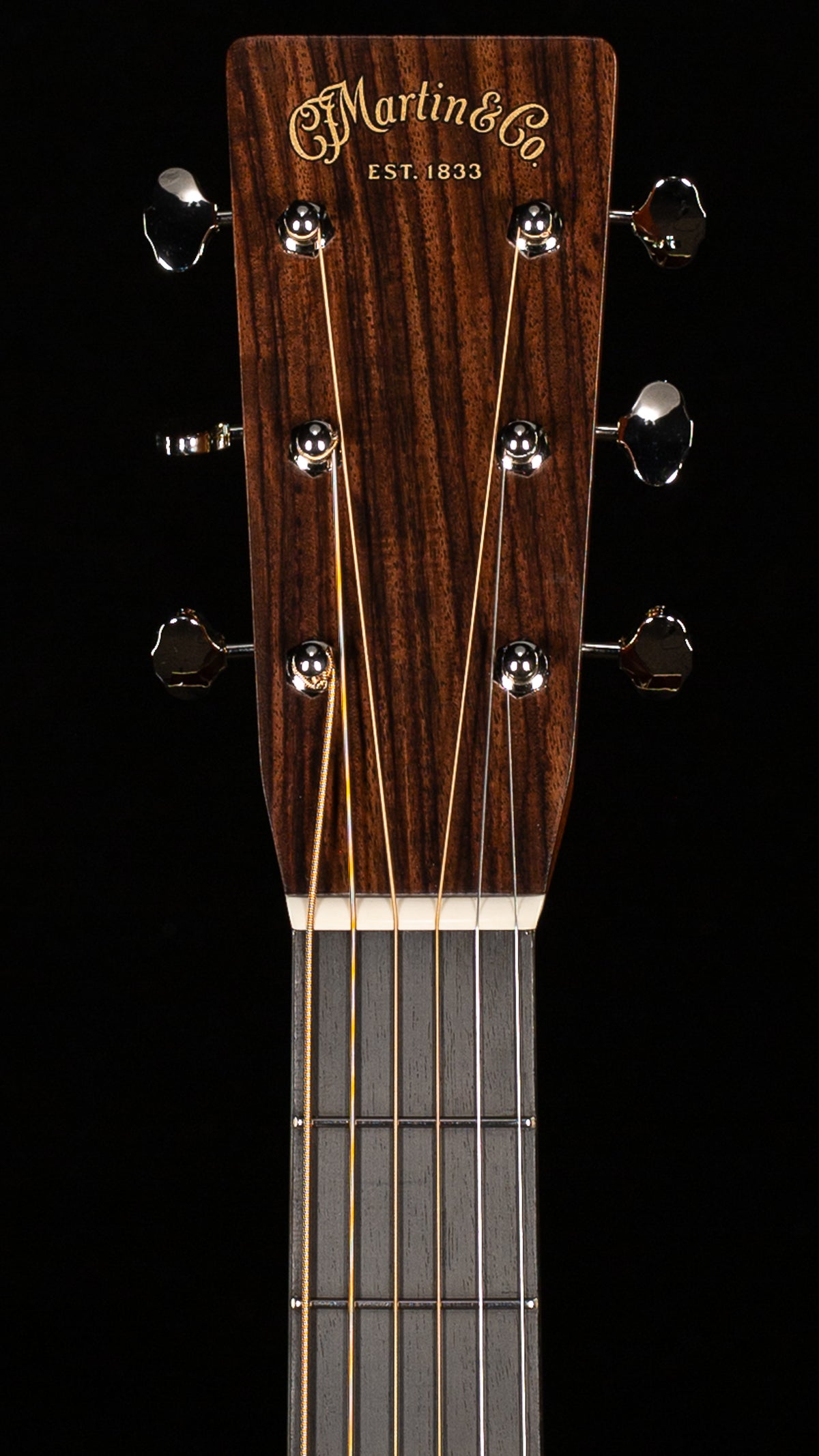 Martin Custom Shop Willcutt Exclusive 0 28 Style High Altitude Swiss Spruce/Wild Grain East Indian Rosewood (692)