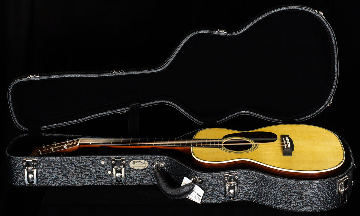 Martin Custom Shop Willcutt Exclusive 0 28 Style High Altitude Swiss Spruce/Wild Grain East Indian Rosewood (692)