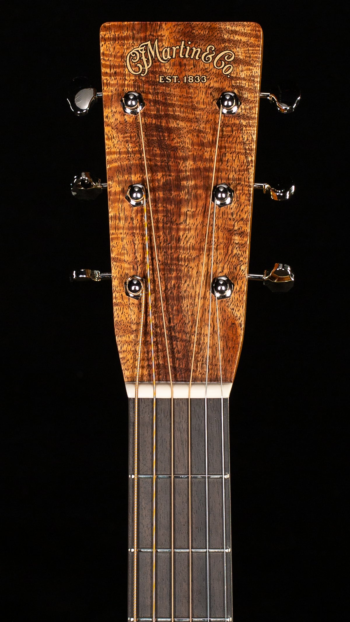 Martin Custom Shop Willcutt Exclusive 00 28 Style 12-Fret Italian Alpine Spruce/Broad Figure Koa (694)