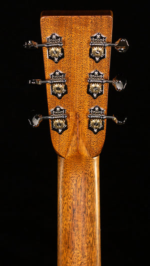 Martin Custom Shop Willcutt Exclusive 00 28 Style 12-Fret Italian Alpine Spruce/Broad Figure Koa (694)