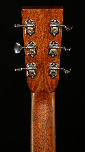 Martin D-28 (512)