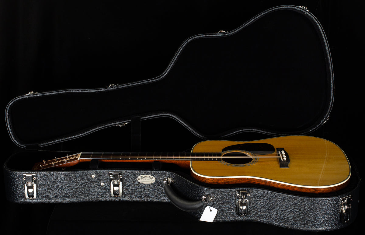 Martin Custom Shop Willcutt Exclusive Dreadnought 28 Style Adirondack Spruce VTS/Guatemalan Rosewood (313)