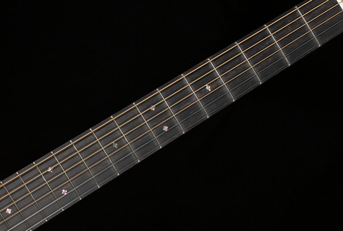 Martin Custom Shop Willcutt Exclusive Dreadnought 28 Style Adirondack/Ziricote (314)