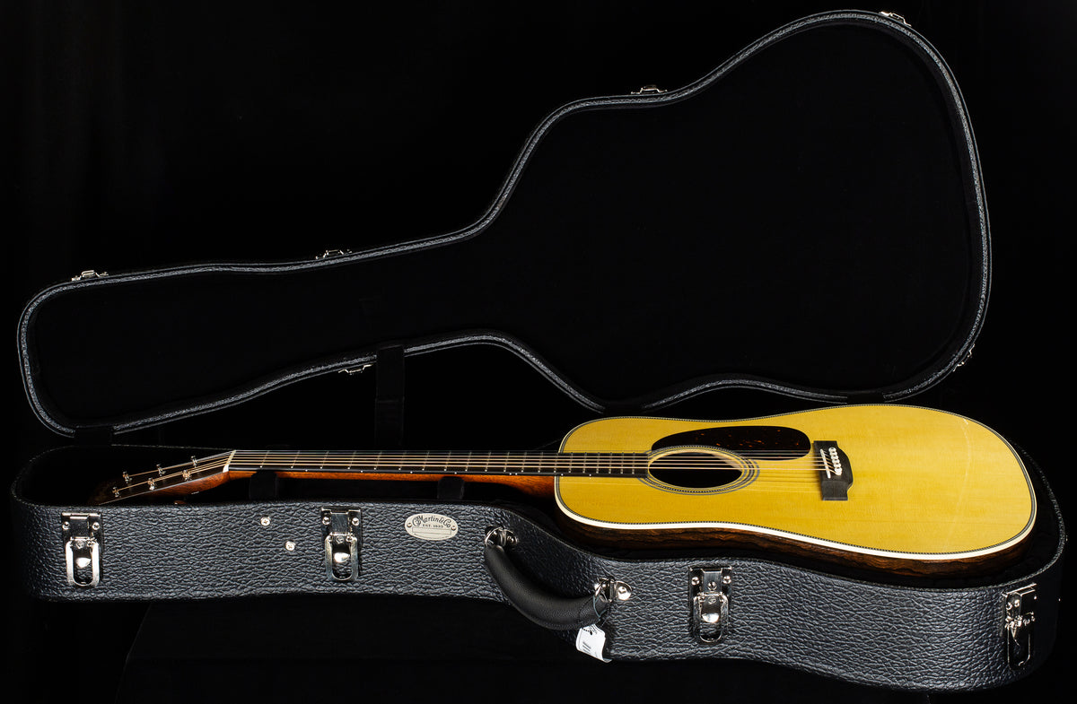 Martin Custom Shop Willcutt Exclusive Dreadnought 28 Style Adirondack/Ziricote (314)