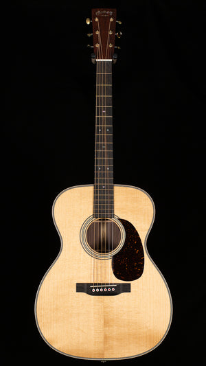 Martin 000-28E Modern Deluxe (776)