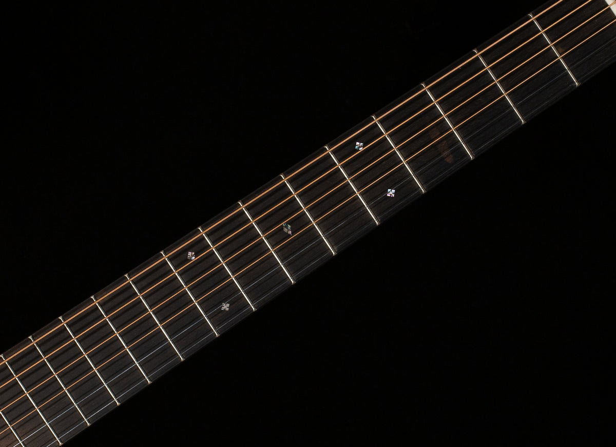 Martin 000-17 (354)