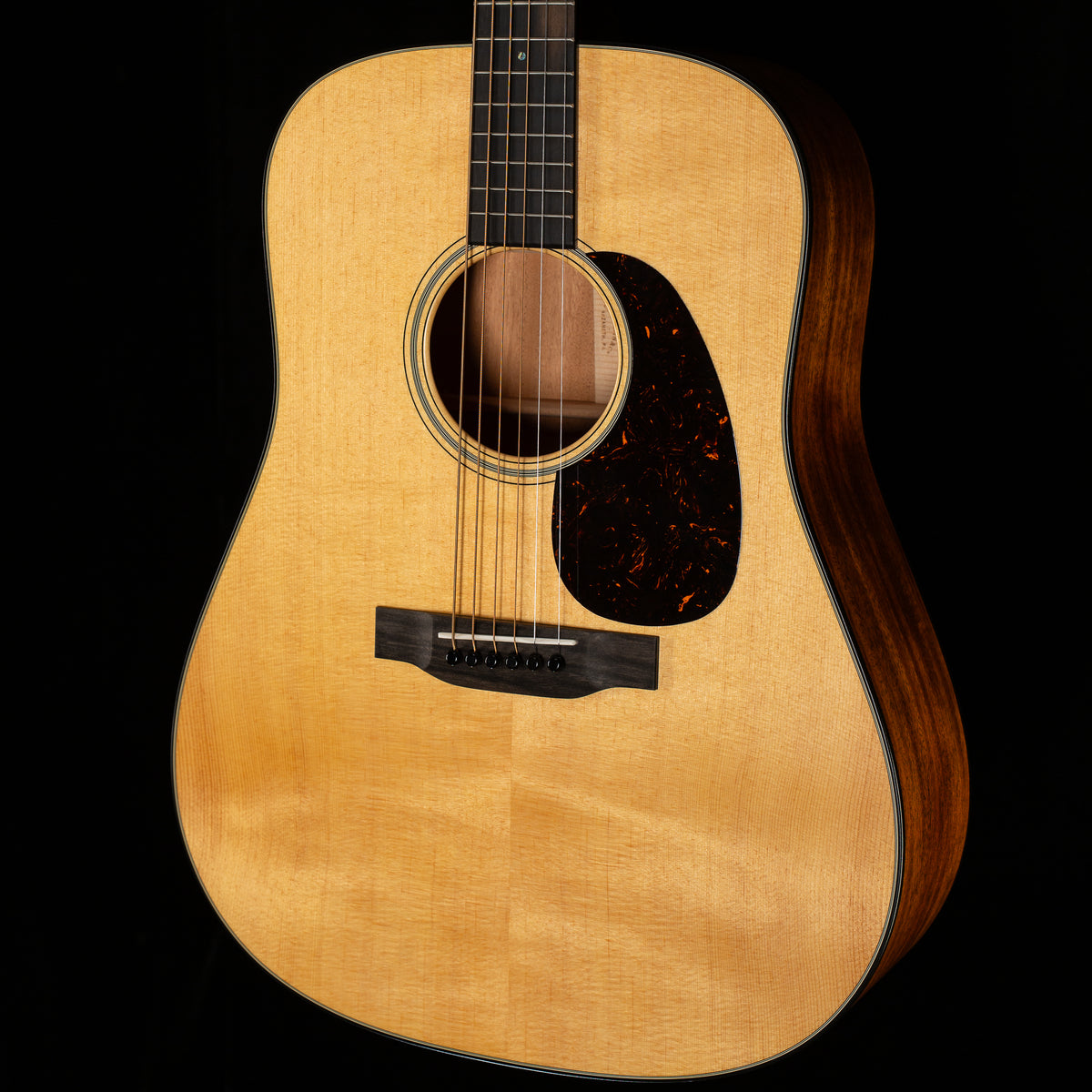 Martin D-18 Satin (371)