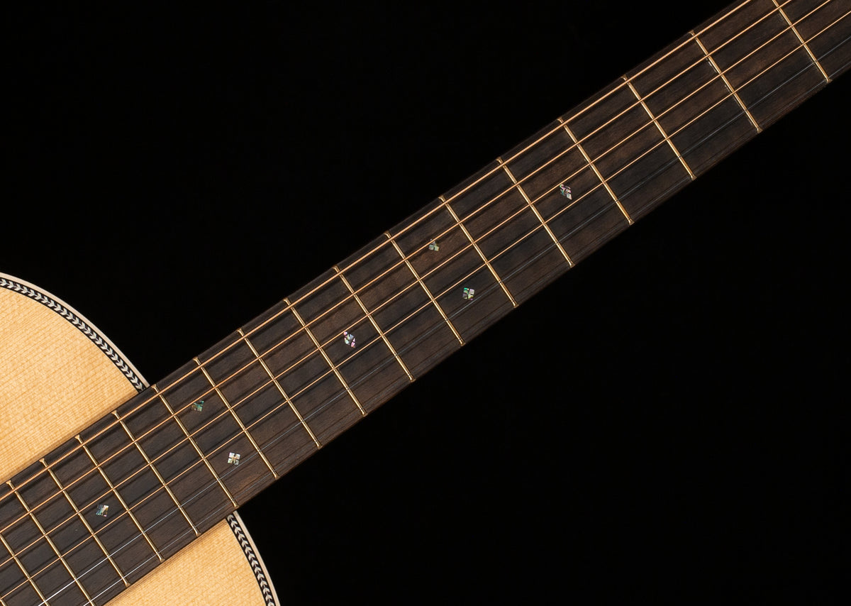 Martin Custom Shop 0-18K2 CFM IV (161)