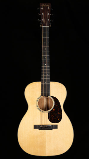 Martin 00-18 (336)