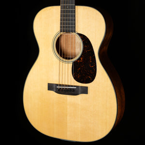 Martin 00-18 (336)