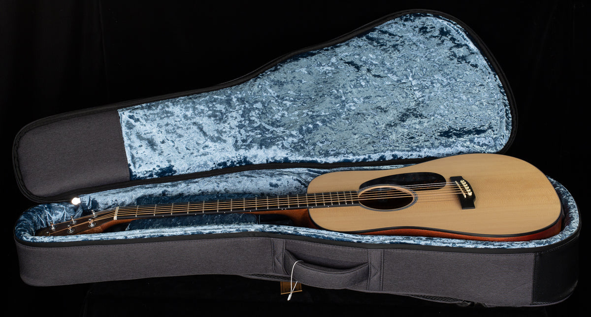 Martin D Jr E (269)