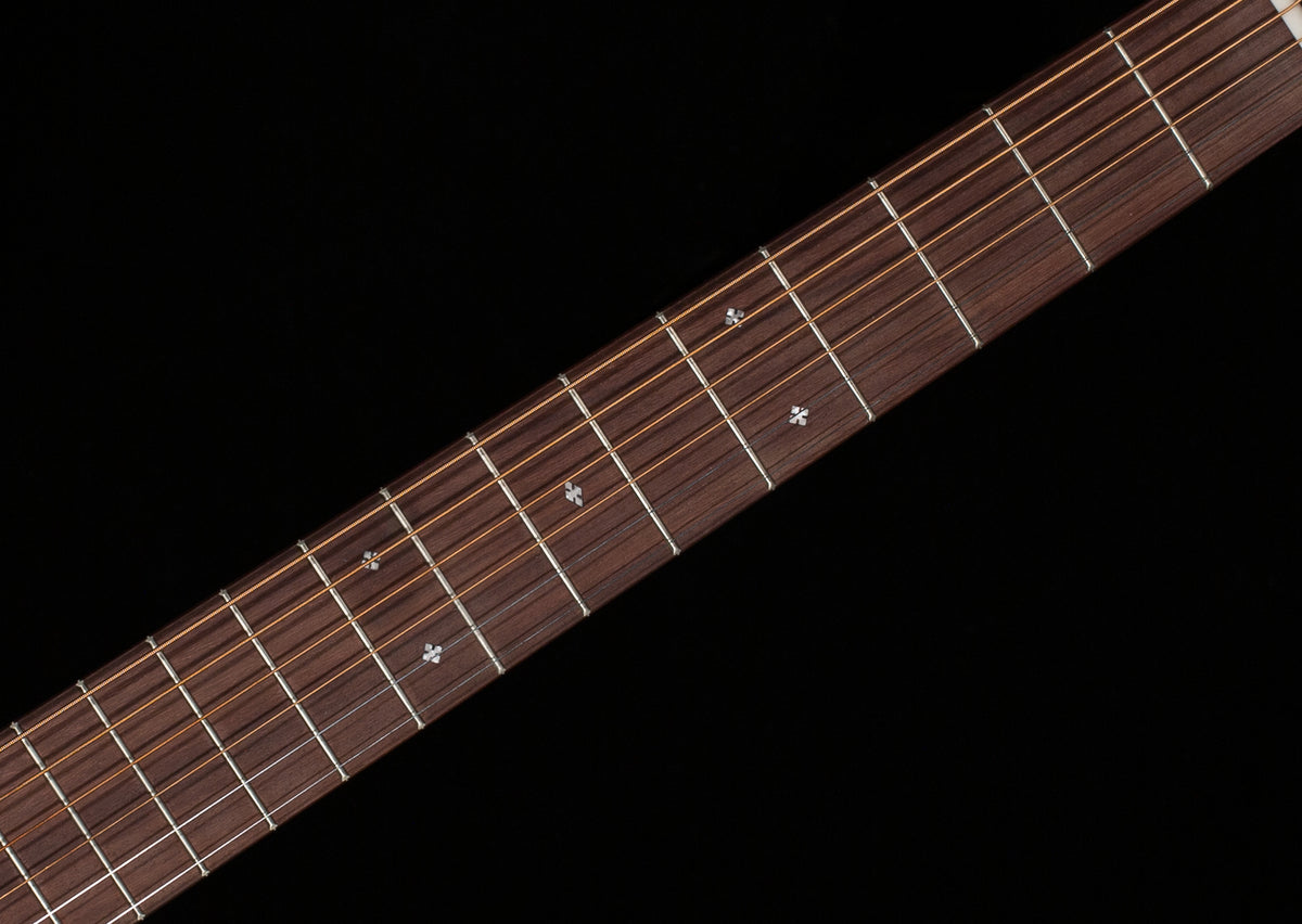 Martin 000-10E Retro Sapele (995)