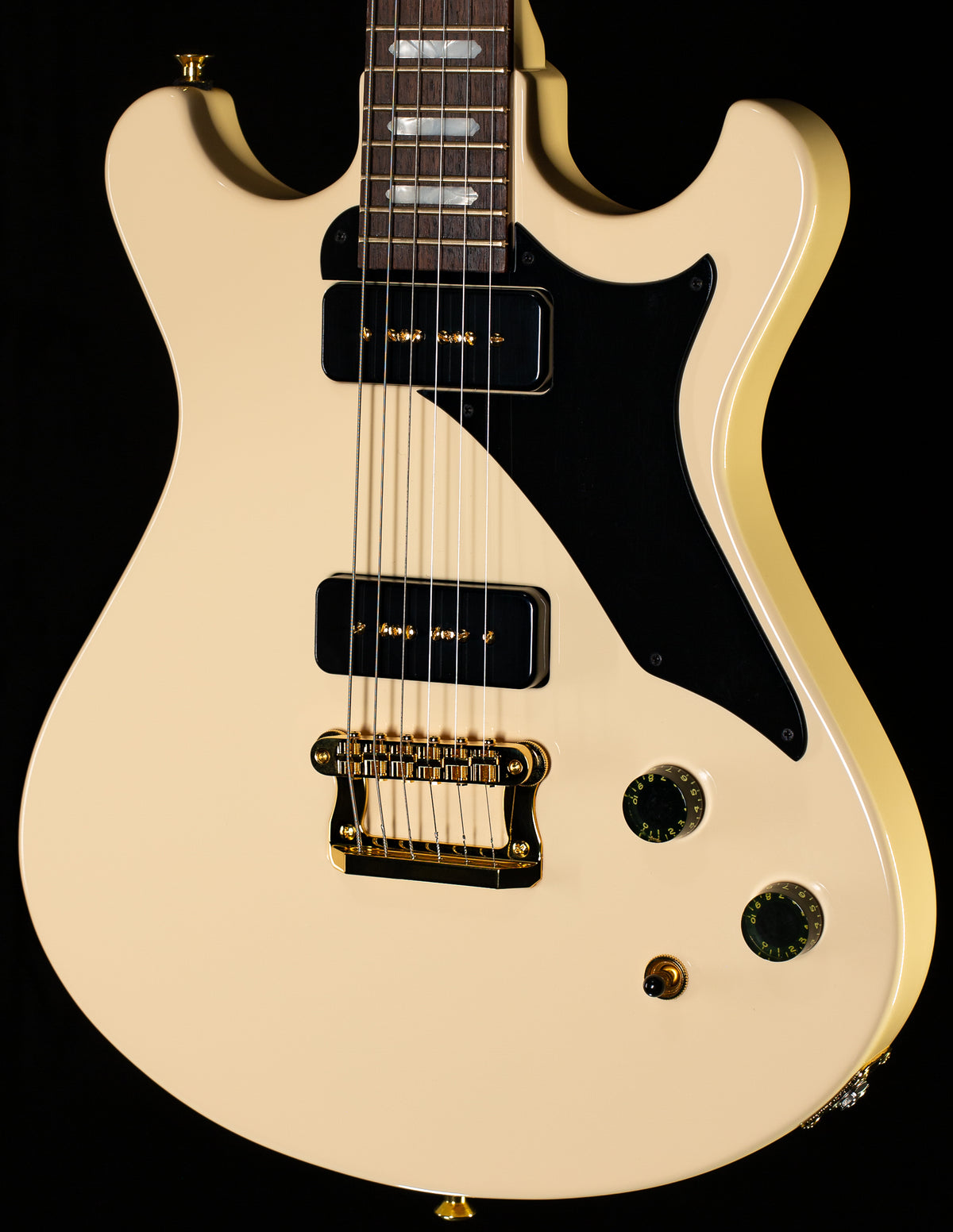 Knaggs Billy Morrison Keya-J-BM Nico Cream (331)