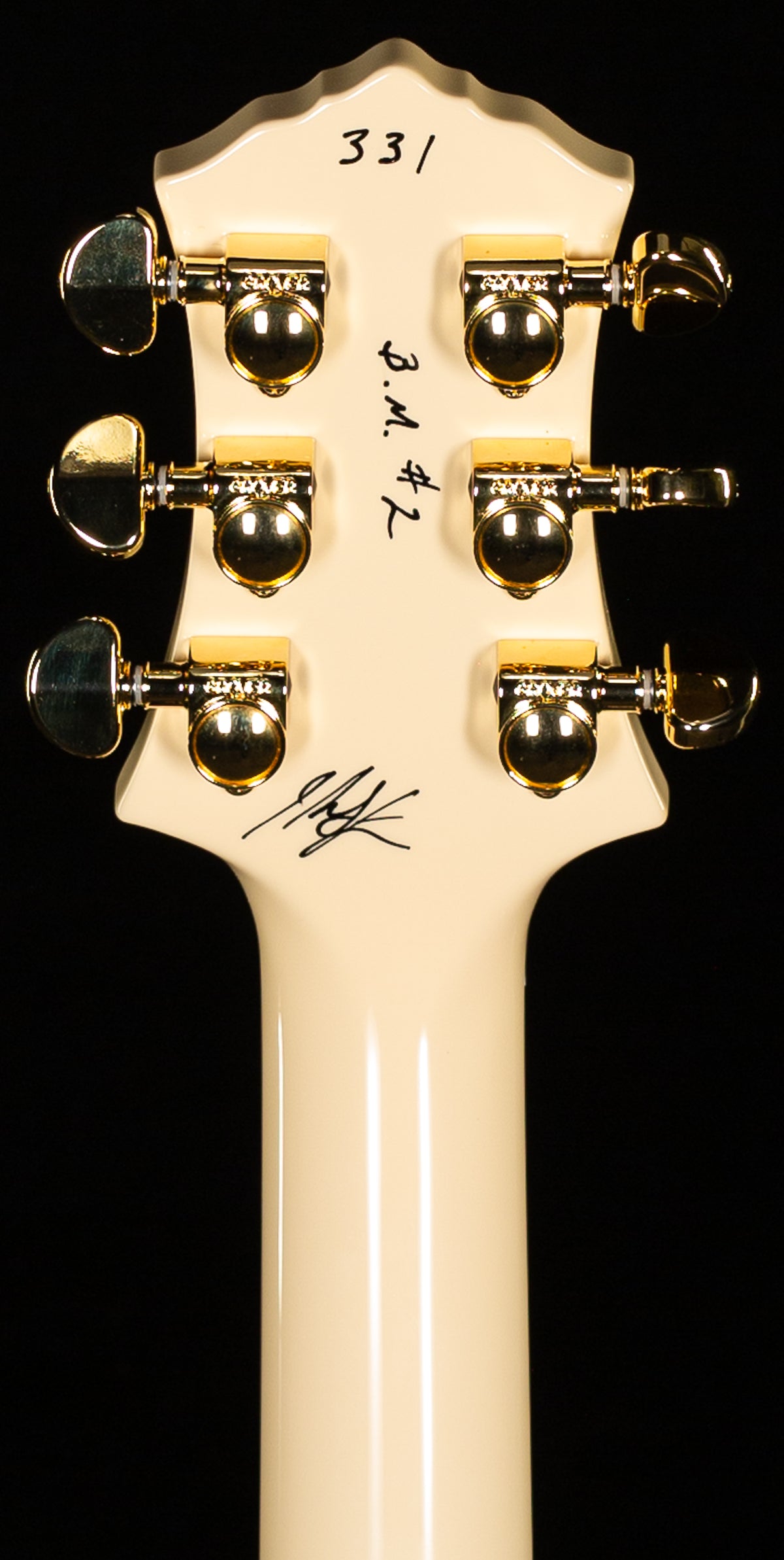 Knaggs Billy Morrison Keya-J-BM Nico Cream (331)