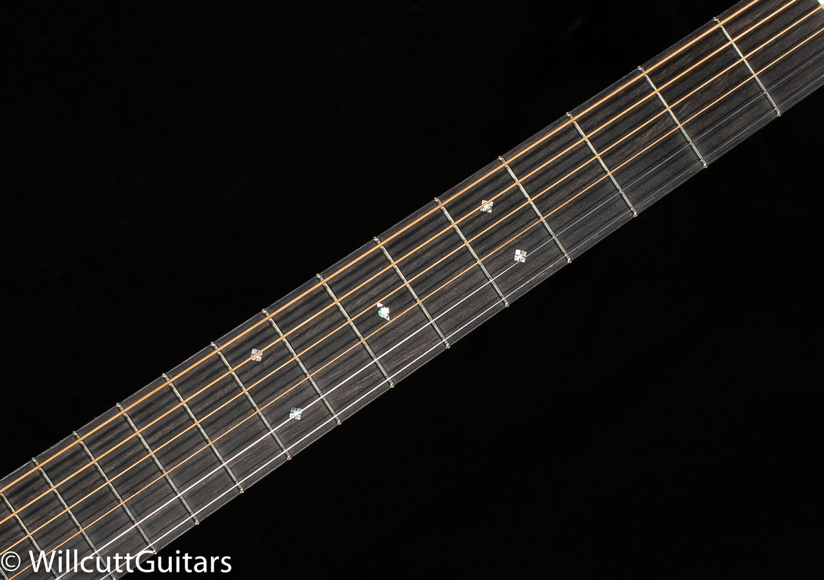 Collings 002H 14-Fret Adirondack Top (668)