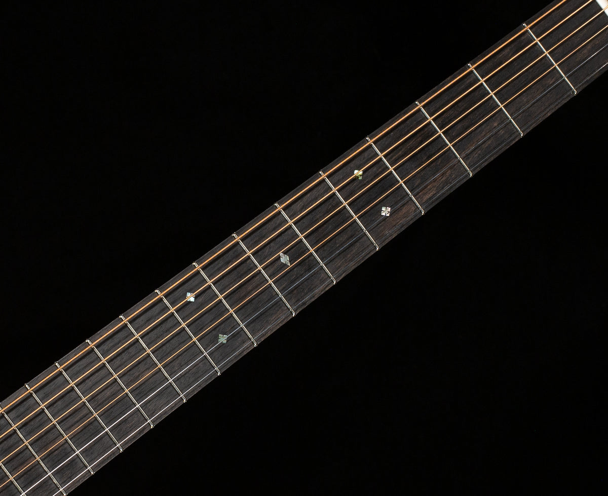 Collings 002H 14 Fret Adirondack Spruce Top (828)