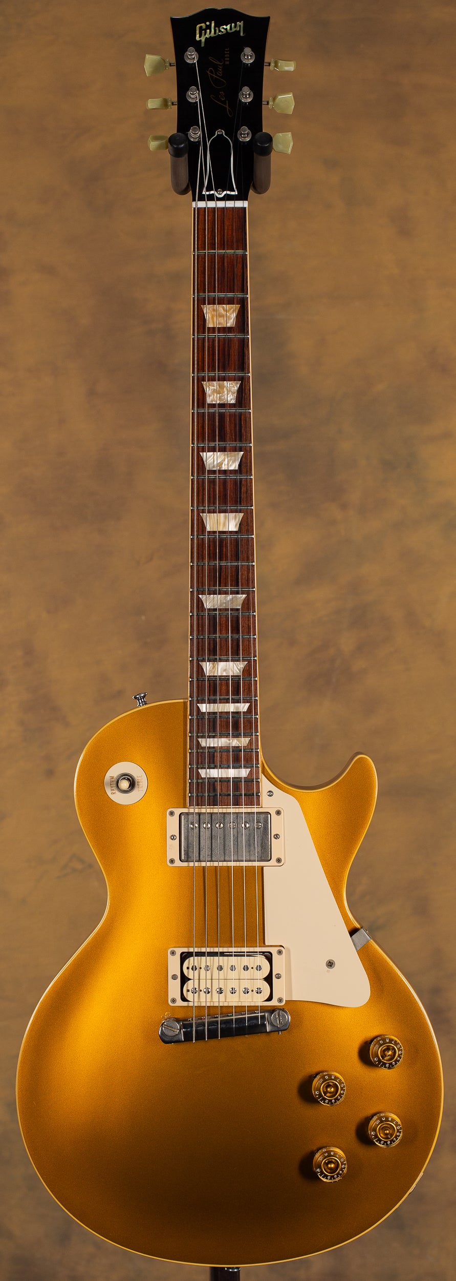 ギター Gibson Historic 54 Les Paul Custom 2004 2004 Gibson Les Paul Custom 1954 Reissue – Ebony – GuitarPoint