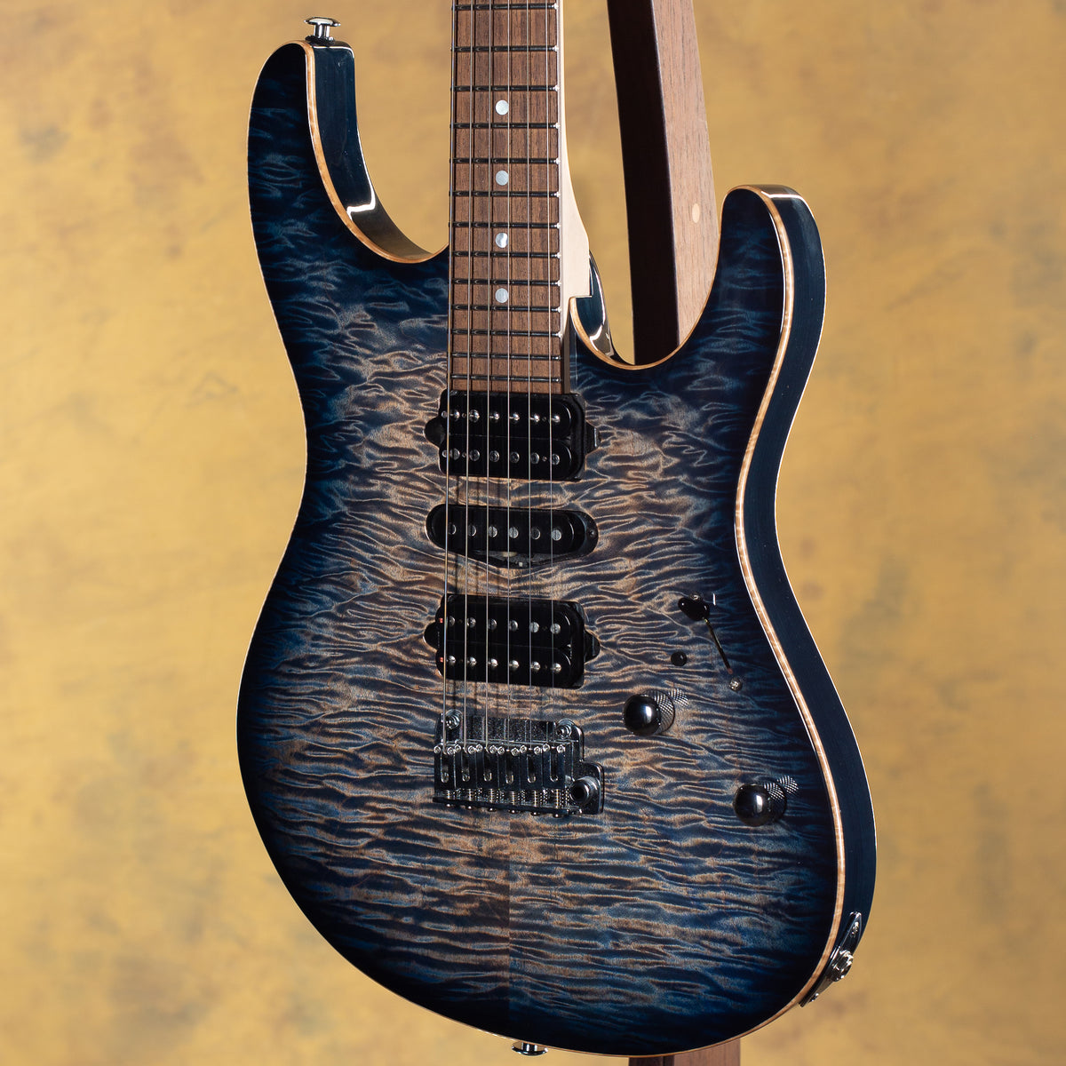 2022 Suhr Custom Modern Angel Quilt Top HSH Neck Rosewood Board Faded Trans Whale Blue Burst