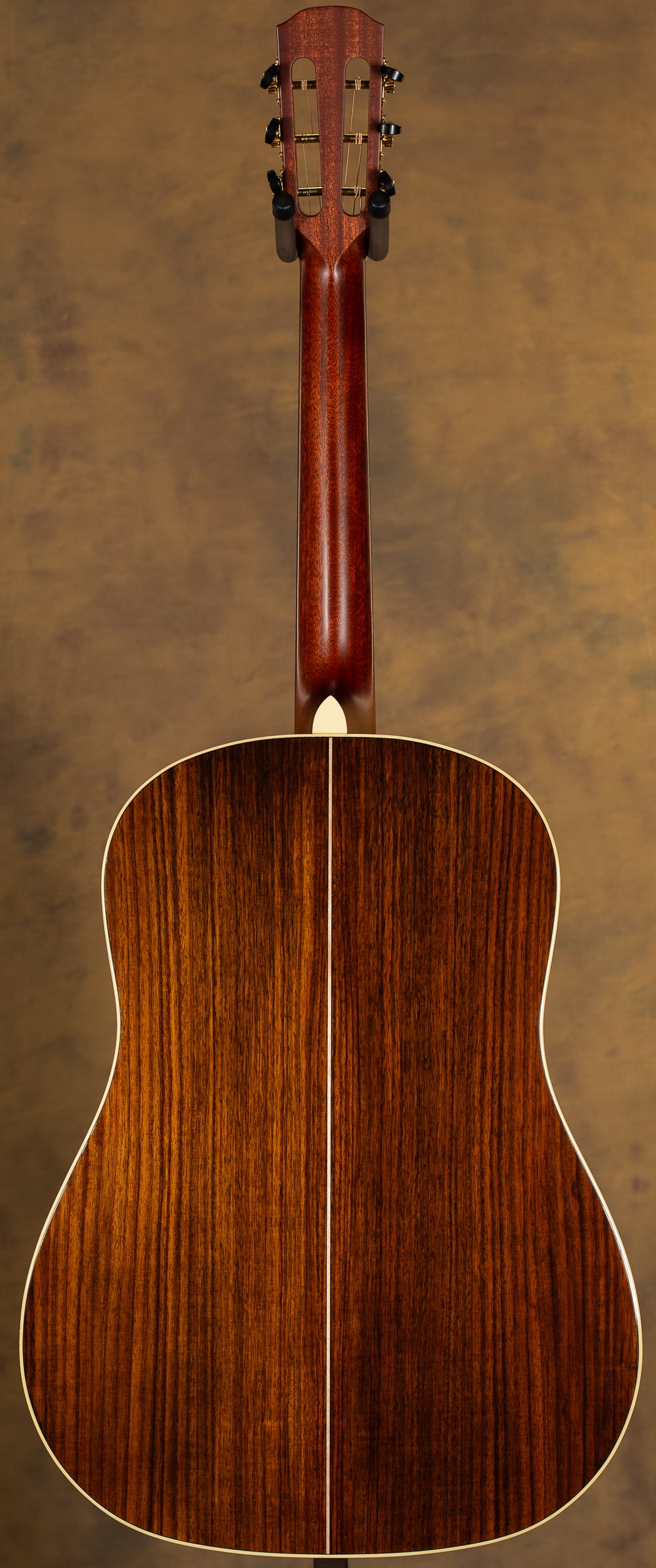 Alvarez DYMR70SB Yairi Masterworks Slope Shoulder Dreadnought Sunburst