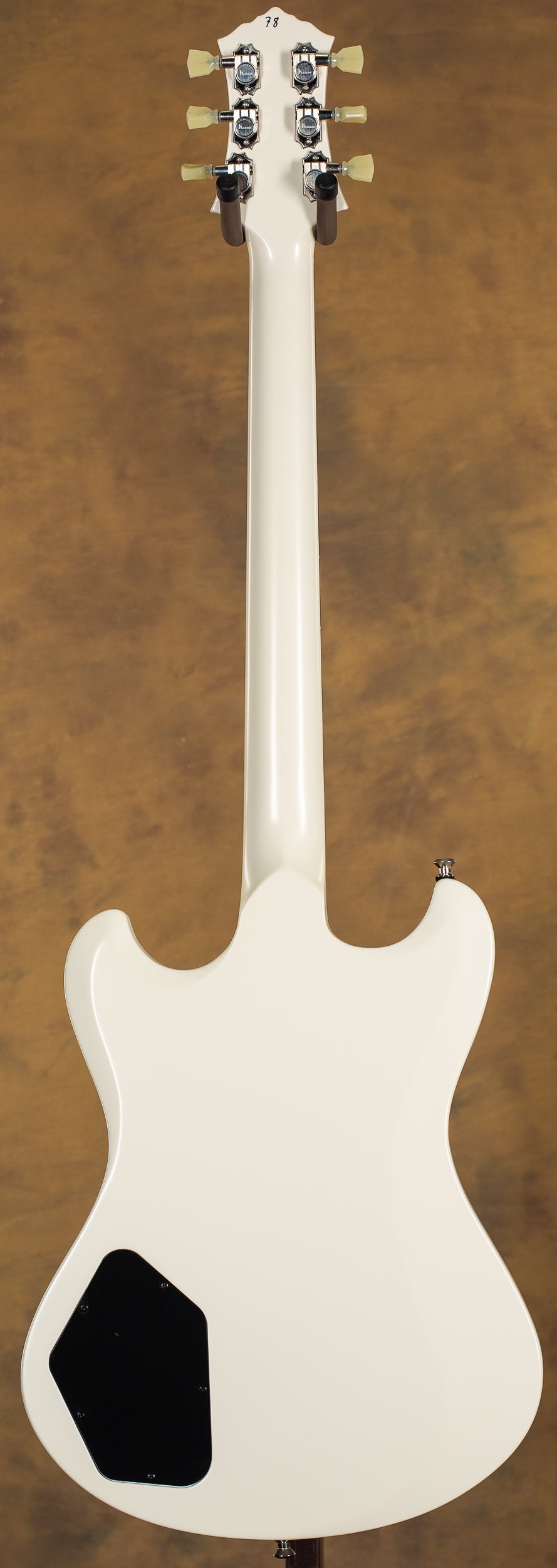 Knaggs Influence Series Honga