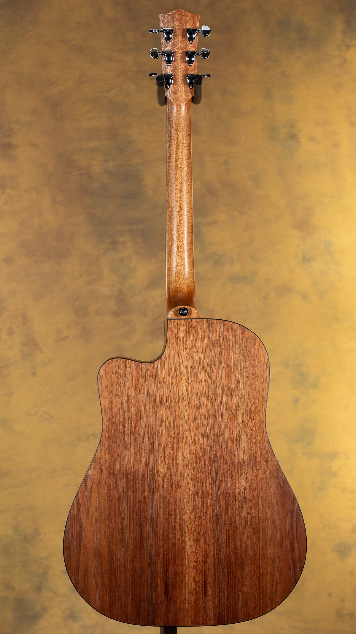 Maton Guitars EBW70C Blackwood Dreadnought