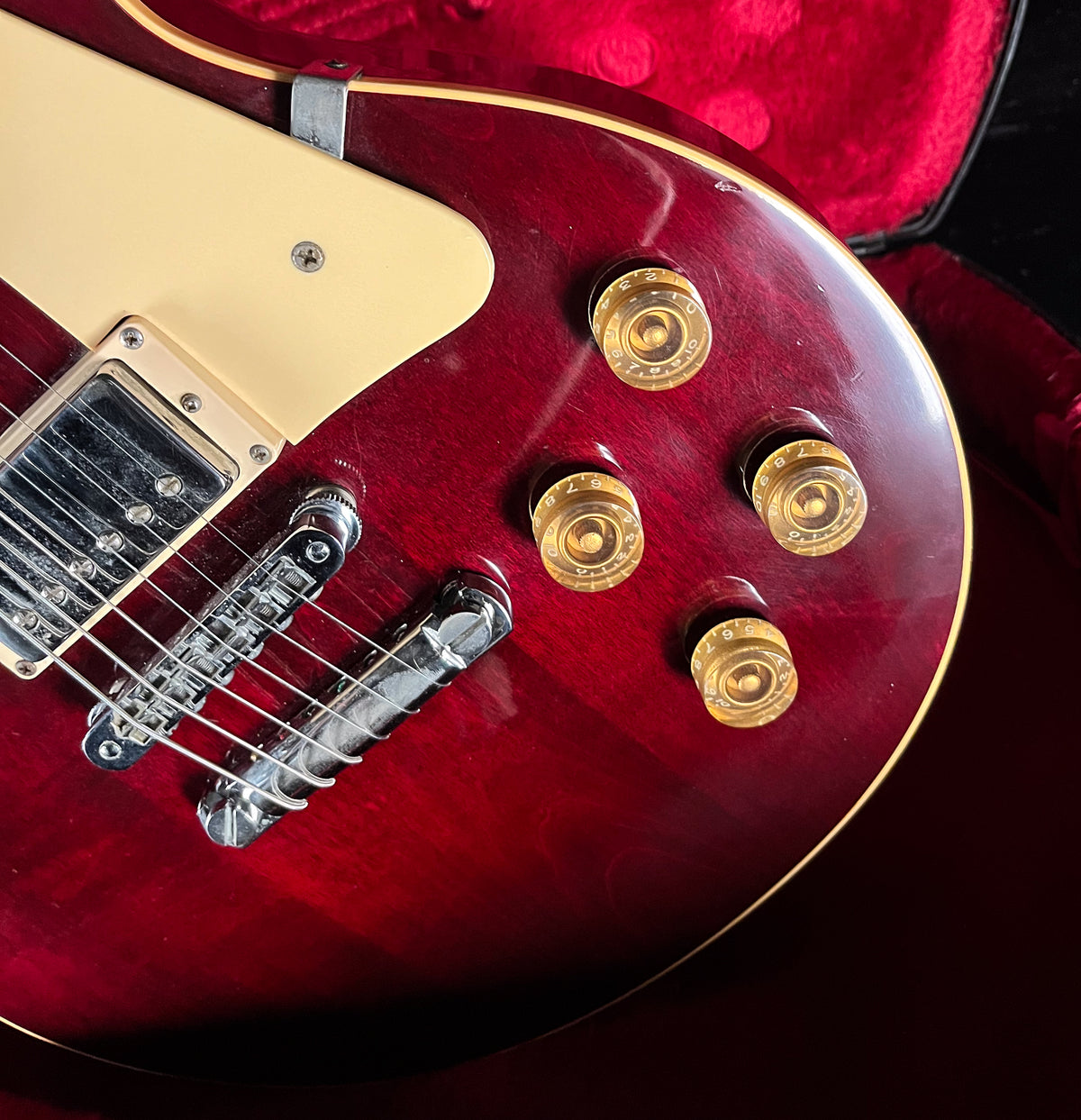 1981 Gibson Les Paul Standard Wine Red