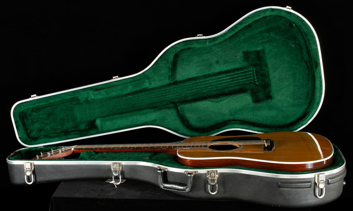 2002 Martin D-28 Acoustic Guitar