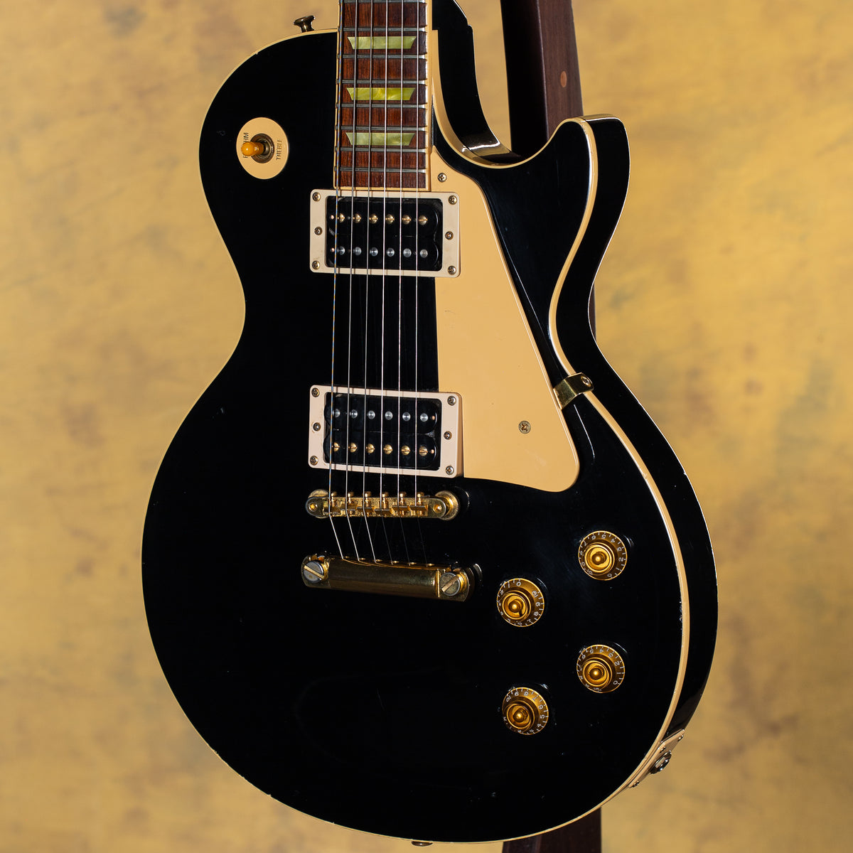 1999 Gibson Limited Edition Les Paul Classic Ebony Gold Hardware