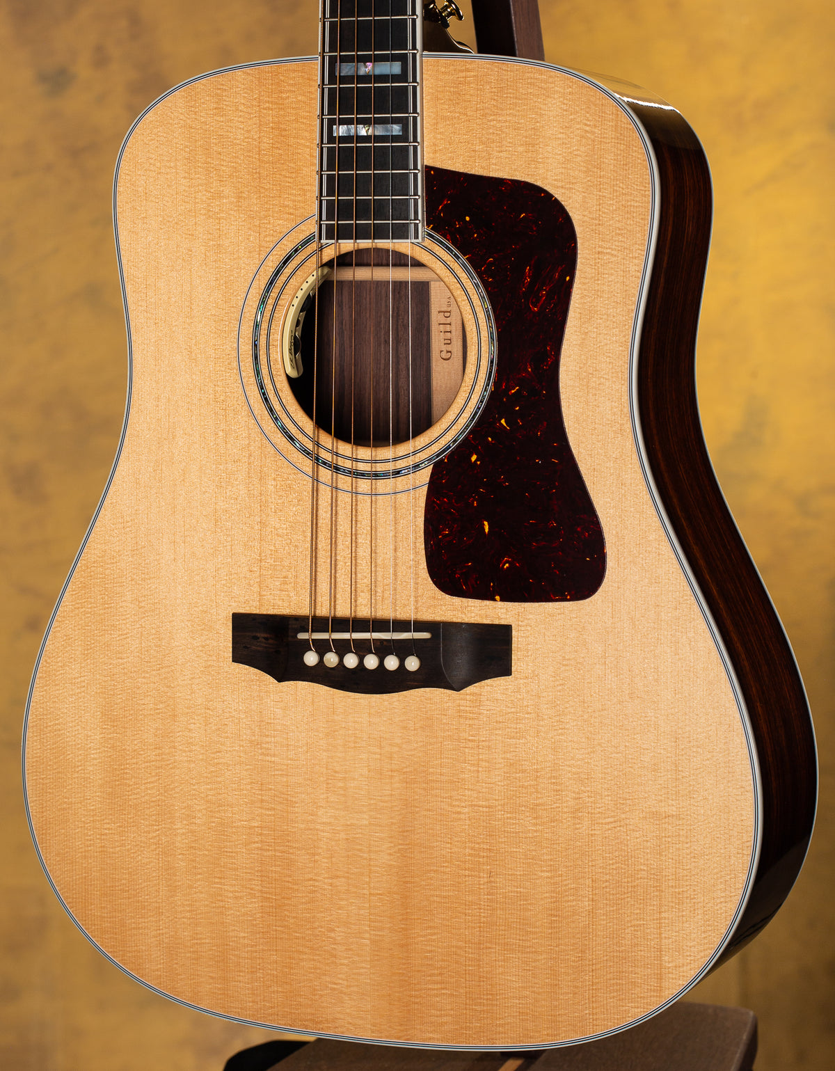 2022 Guild D-55e Natural