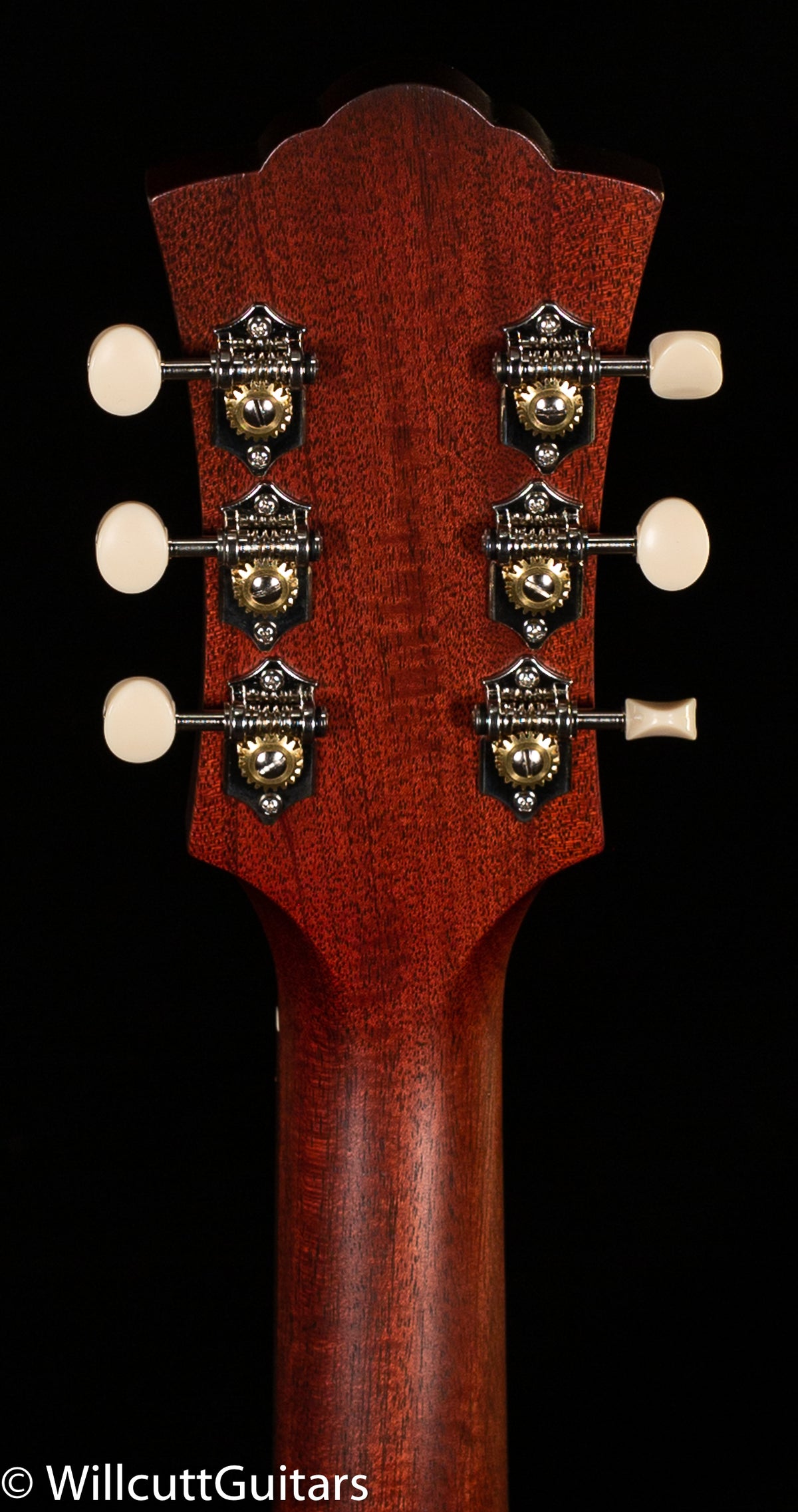 Guild D-40 Natural Spruce/Mahogany (597)