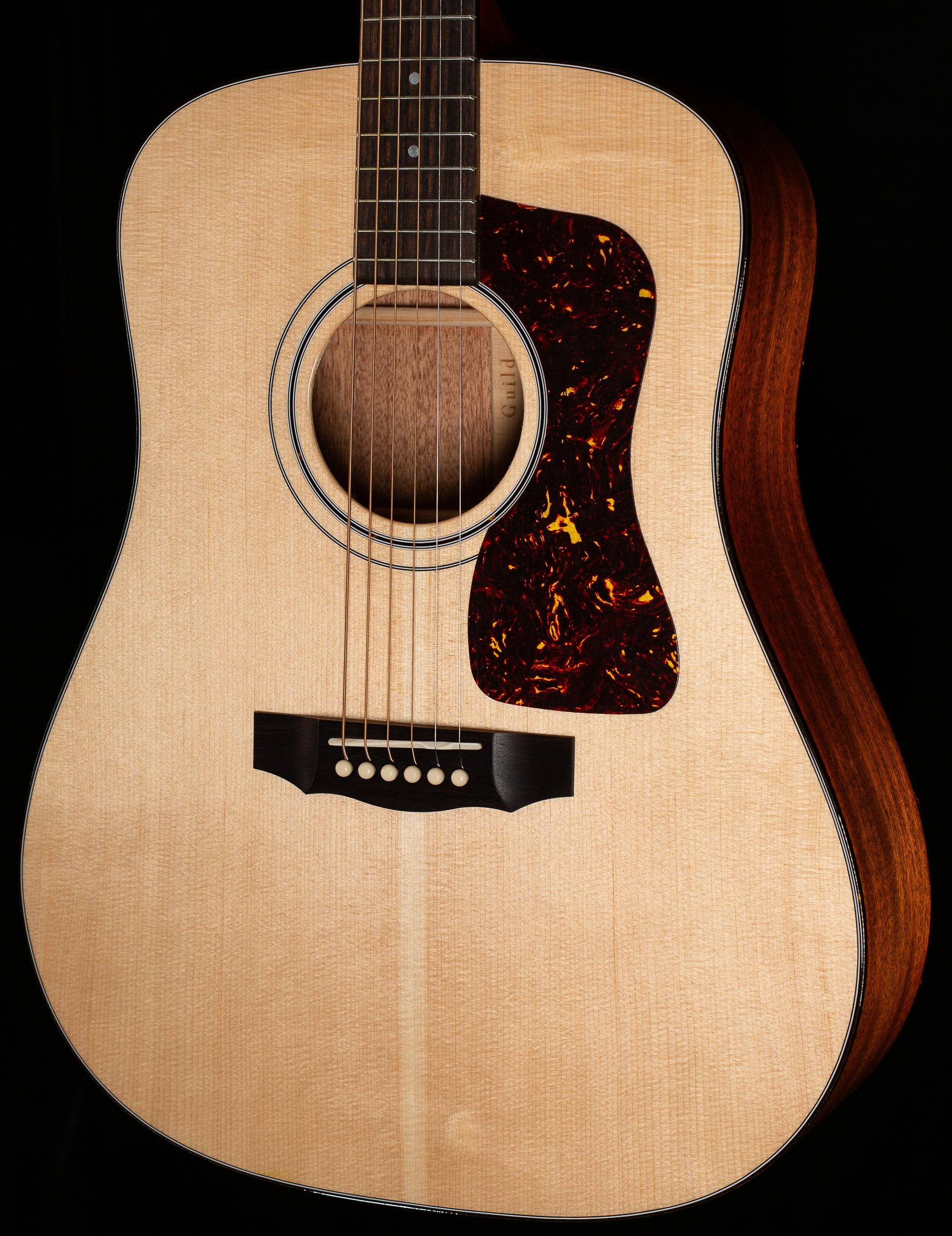 ギター Guild D-40 Traditional Guild USA D-40 Traditional - Antique Sunburst for sale at