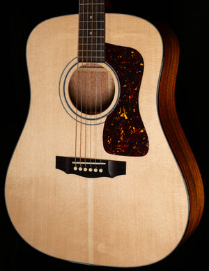 Guild D-40 Traditional (628)