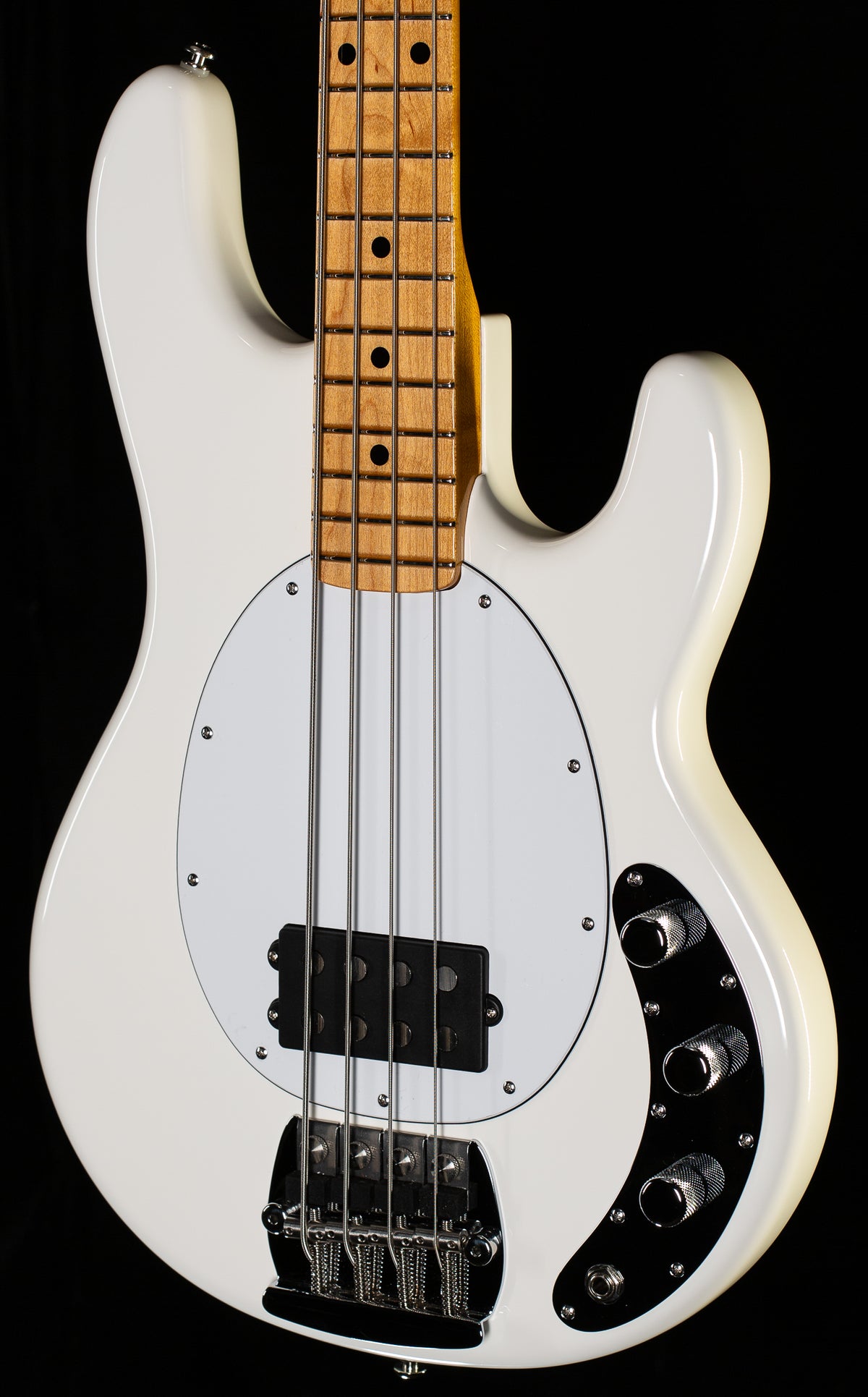 Ernie Ball Music Man Retro 70s StingRay 4 Bass White  (052)