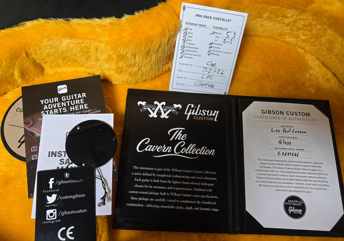 Gibson Custom Shop Willcutt Cavern Collection Les Paul Custom Quilt Transparent Amber Chambered (666)