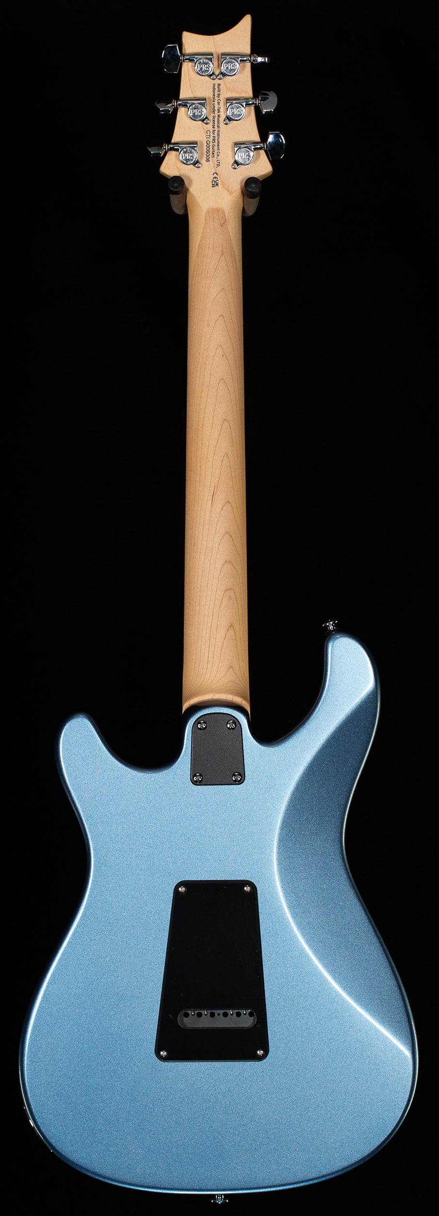 PRS SE NF3   美品　ice blue lic Amazon.com: PRS SE NF3 Rosewood Fretboard, Ice Blue Metallic
