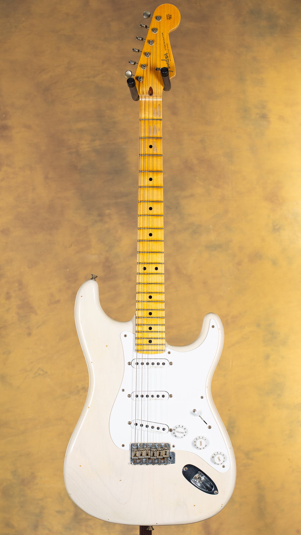 2017 Fender Custom Shop Eric Clapton Signature Stratocaster Journeyman Relic Aged White Blonde