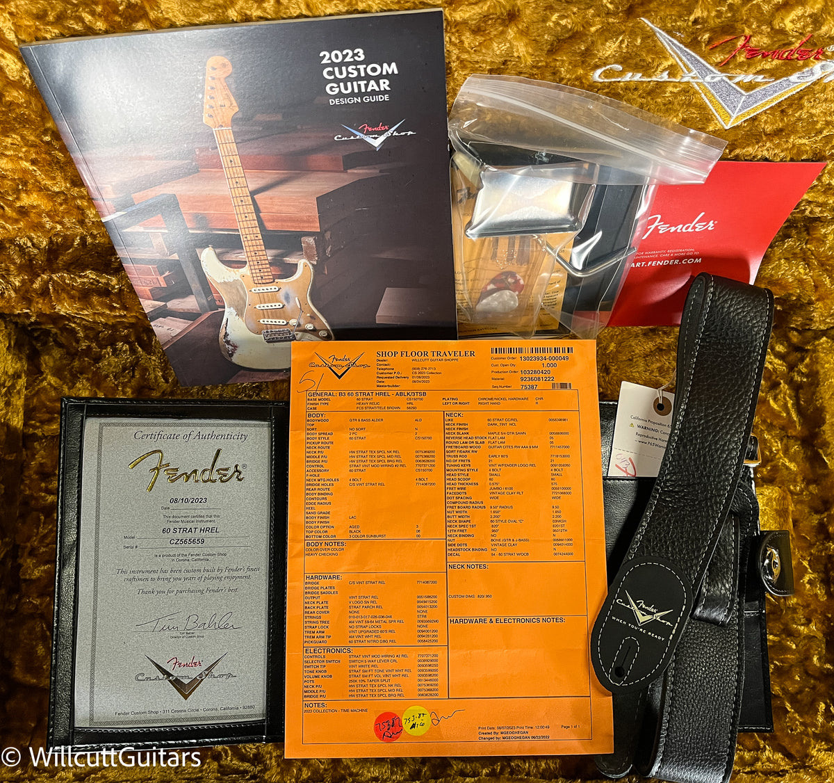 Fender Custom Shop 1960 Stratocaster Heavy Relic Aged Black/3-Tone Sunburst (659)