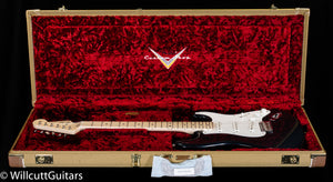 Fender Eric Clapton Signature Stratocaster, Maple Fingerboard, Mercedes Blue (224)