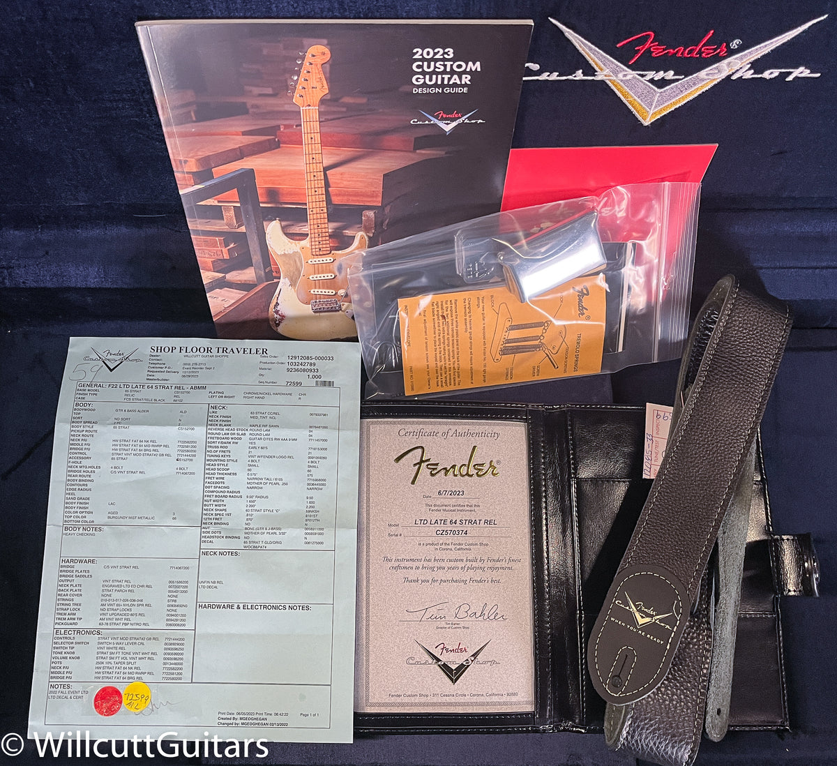 Fender Custom Shop Late 1964 Stratocaster Relic Aged Burgundy Mist Metallic (374)