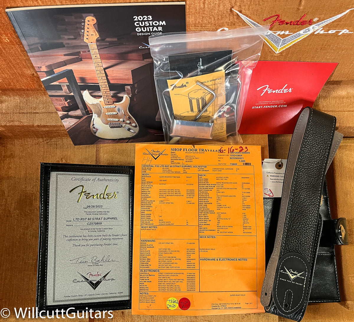 Fender Custom Shop Roasted 1960 Stratocaster Heavy Relic Aged Olympic White over 3-Color Sunburst (869)