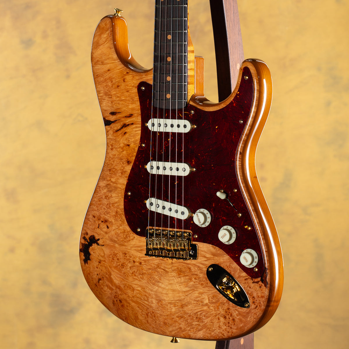 2024 Fender Custom Shop Artisan Maple Burl Strat Aged Natural