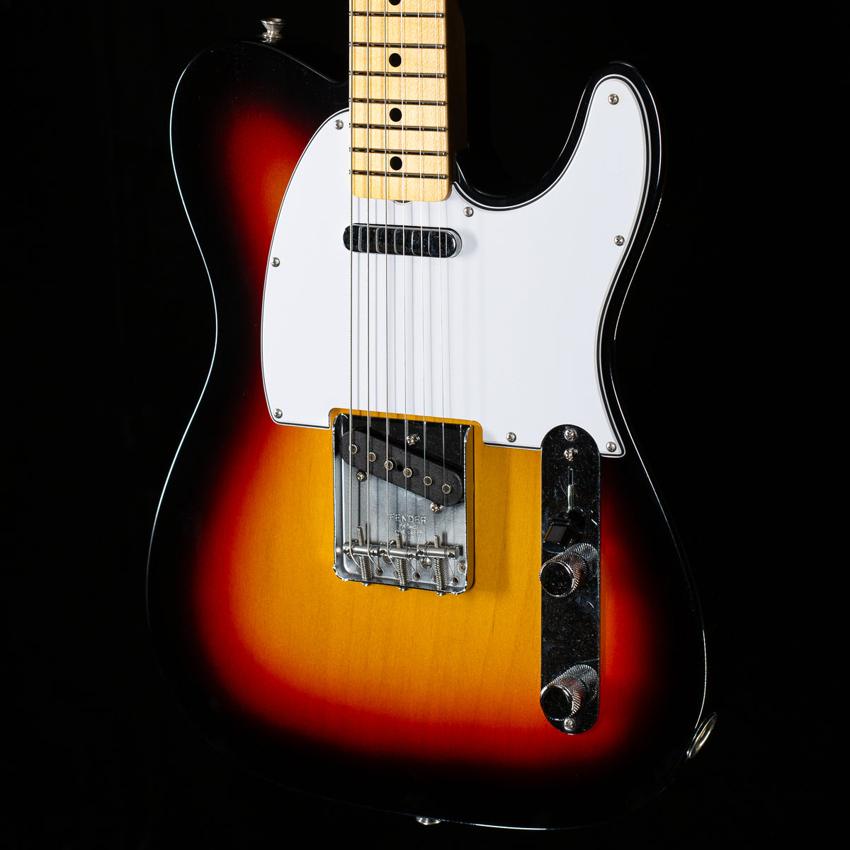 Fender Custom Shop 1966 Telecaster Deluxe Closet Classic Bleached 3-Tone Sunburst (238)