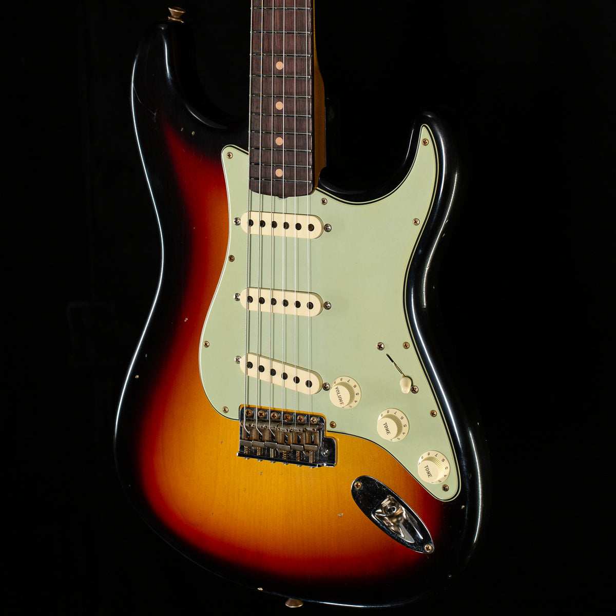 Fender Custom Shop 1960 Stratocaster Journeyman Relic Bleached 3-Color Sunburst (634)