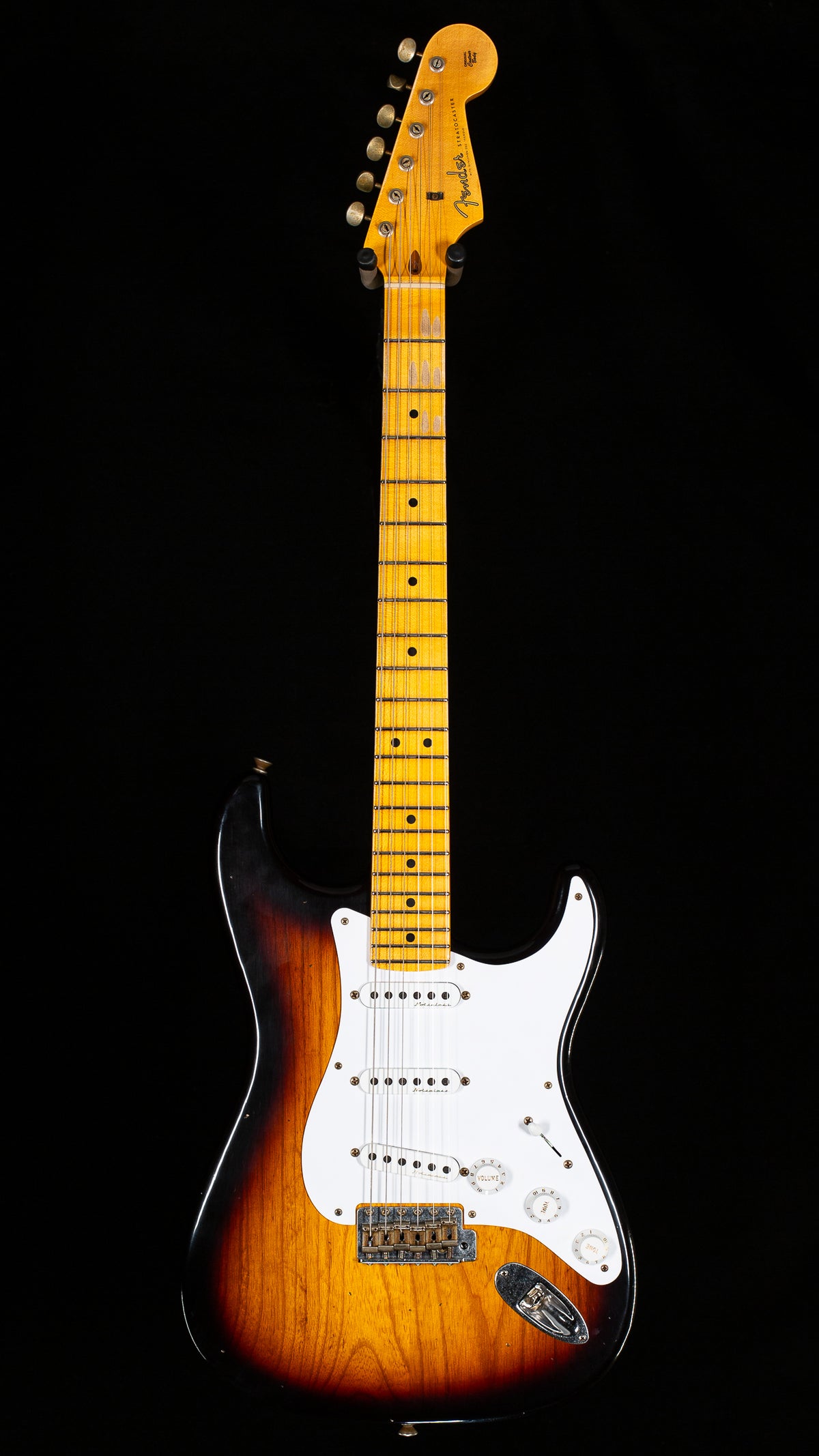 Fender Custom Shop Eric Clapton Signature Stratocaster Journeyman Relic, Maple Fingerboard, 2-Color Sunburst (455)